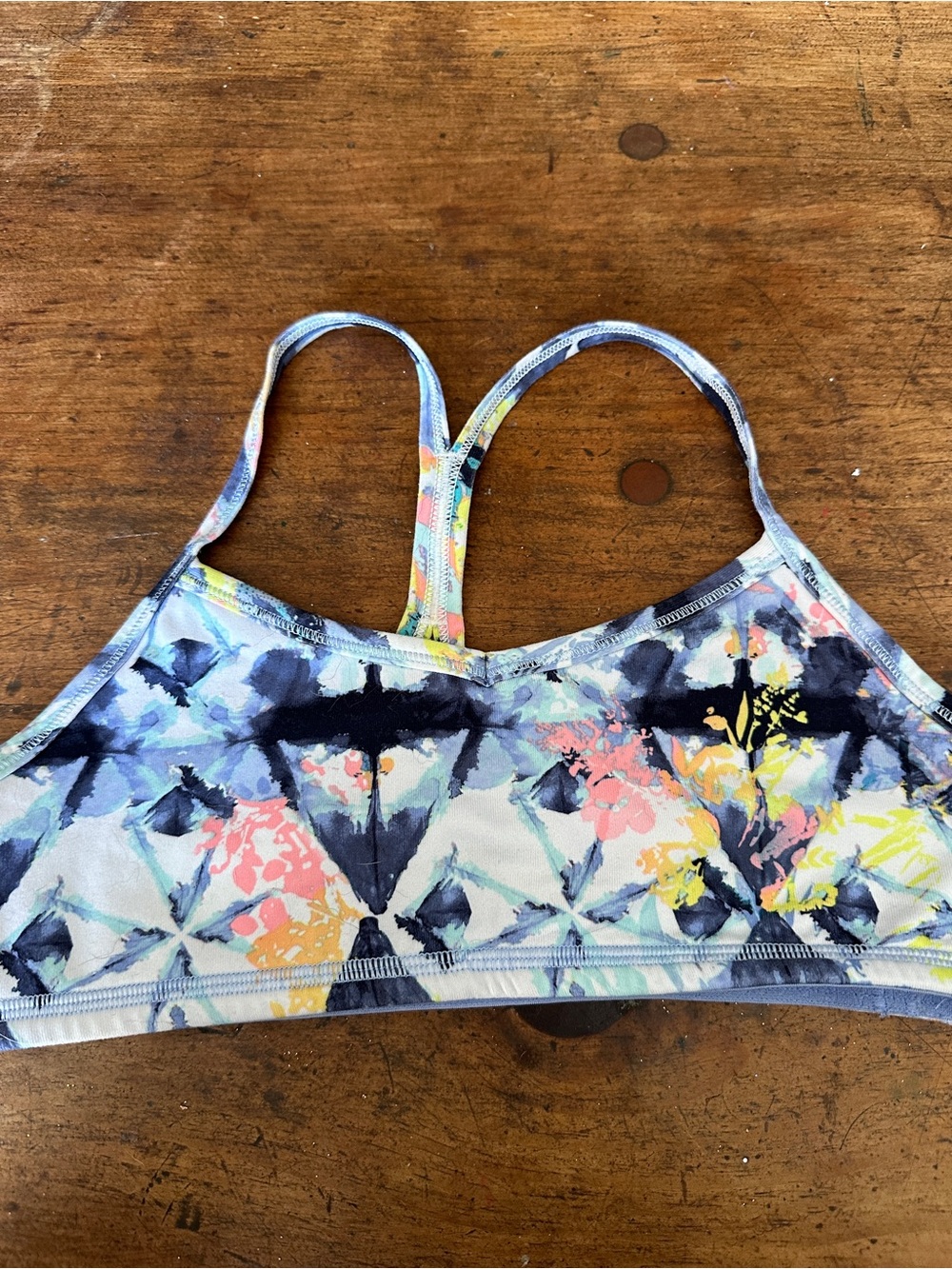 Ivivva by Lululemon sports bra